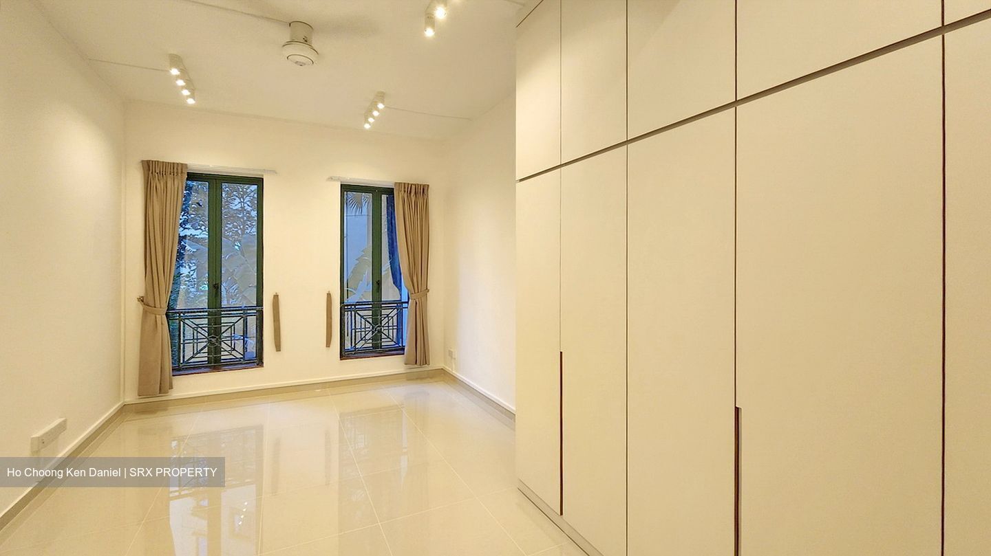Pebble Bay (D15), Condominium #632507281